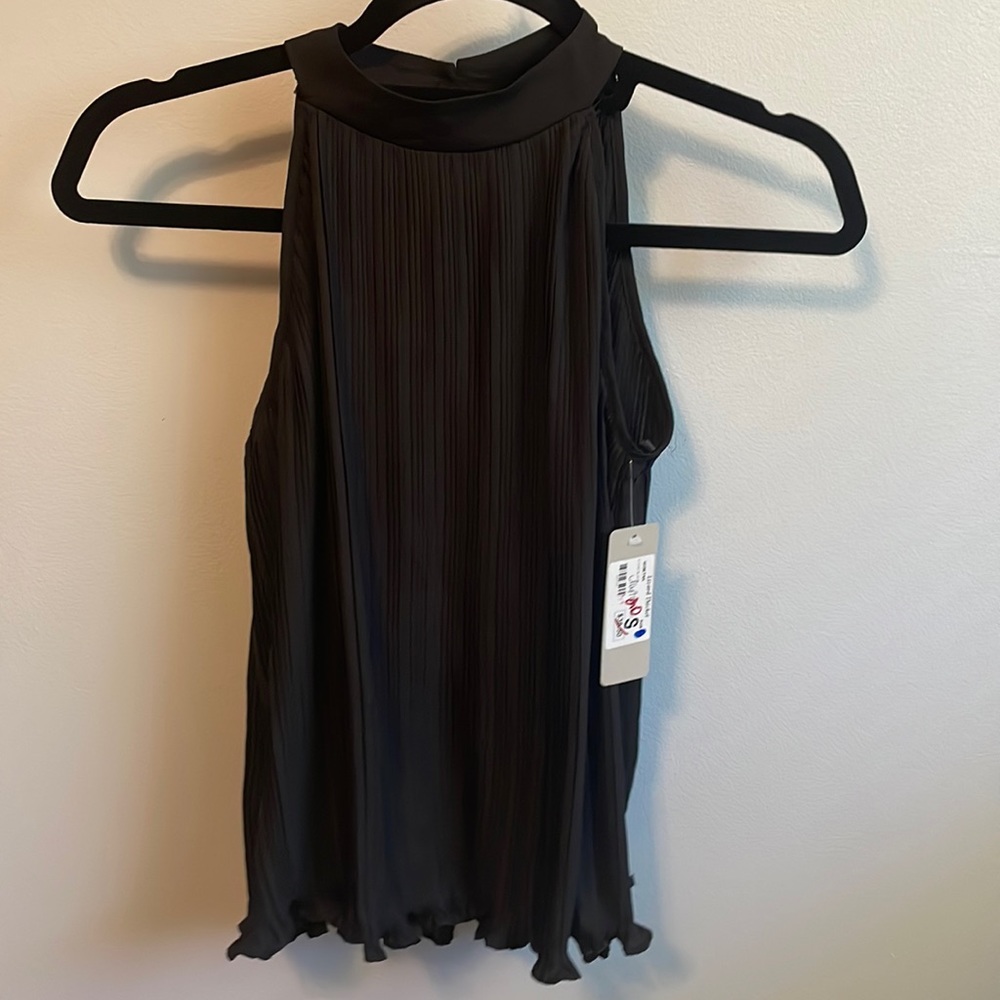 Small Women’s High neck Tanktop